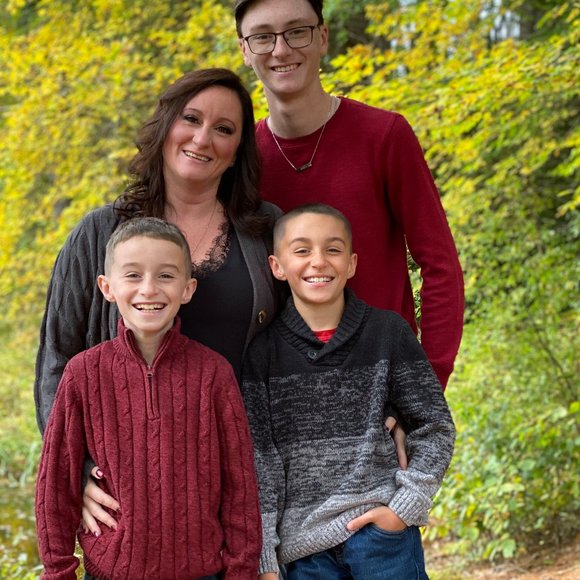 Meet your Posher, Rebecca - Picture 1 of 1